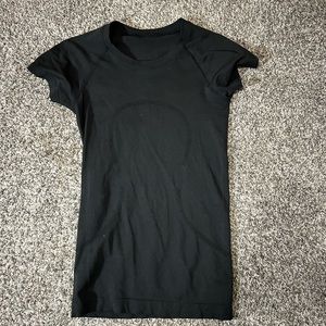 Lululemon Swiftly Tech Short-Sleeve Shirt